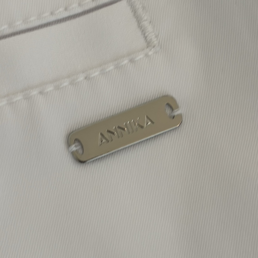 Annika Cutter & Buck Skort Golf Tennis | White | Size 10 - Picture 11 of 12